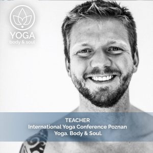 Sebastian Friess na Yoga. Body & Soul